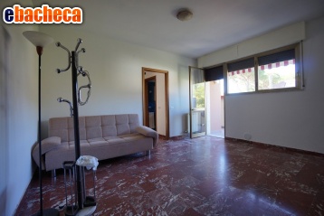 appartamento in vendita a Massa in zona Marina dei Ronchi