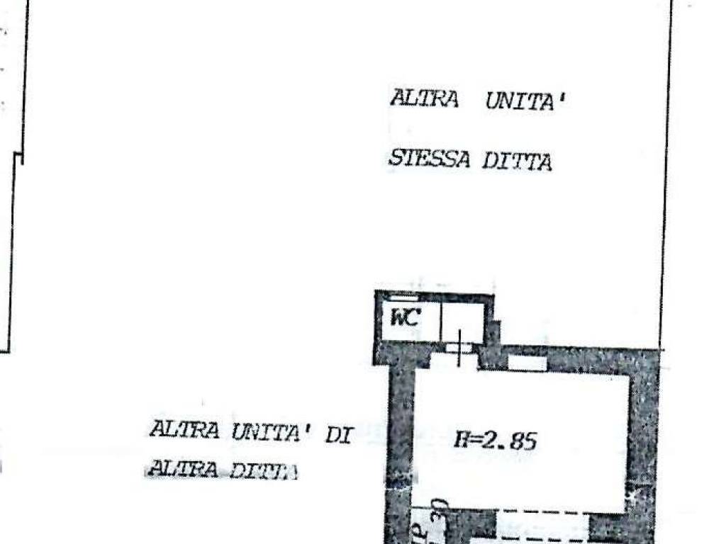 negozio in vendita a Massa