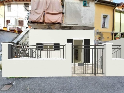 appartamento in vendita a Massa in zona Borgo del Ponte