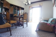 casa indipendente in vendita a Massa