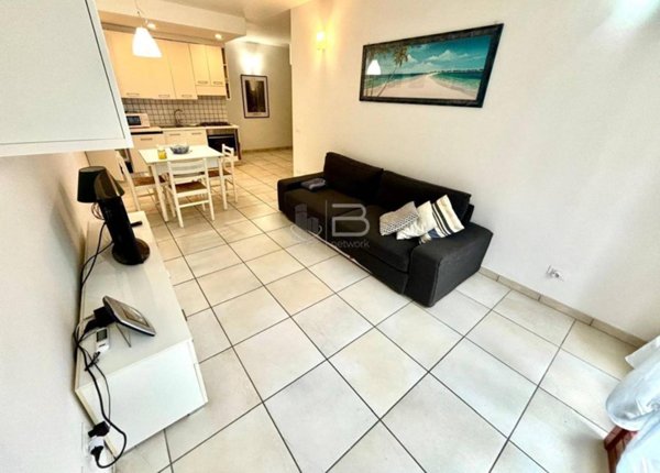 appartamento in vendita a Massa in zona Marina di Massa
