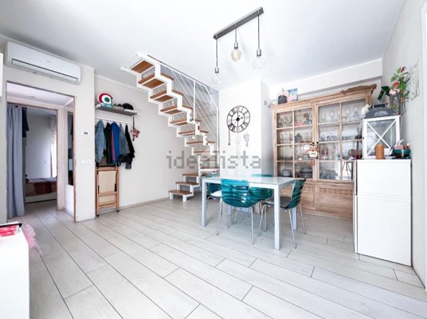 appartamento in vendita a Massa in zona Marina dei Ronchi