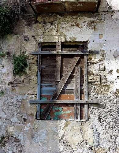 appartamento in vendita a Massa in zona Borgo del Ponte