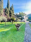 casa indipendente in vendita a Massa