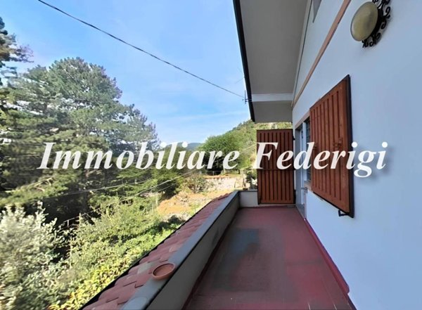 casa indipendente in vendita a Massa in zona Antona