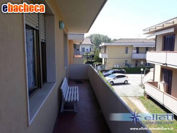 appartamento in vendita a Massa in zona Poveromo