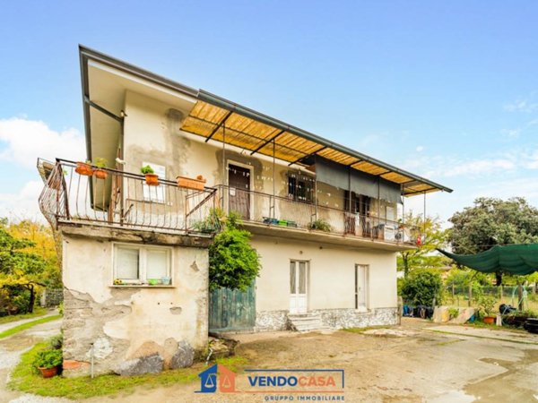 appartamento in vendita a Massa in zona Marina di Massa