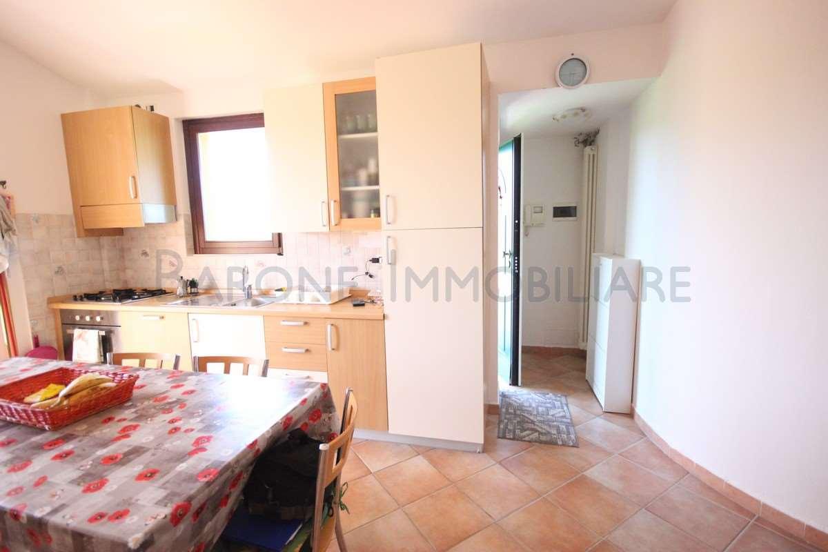 appartamento in vendita a Massa in zona Poveromo