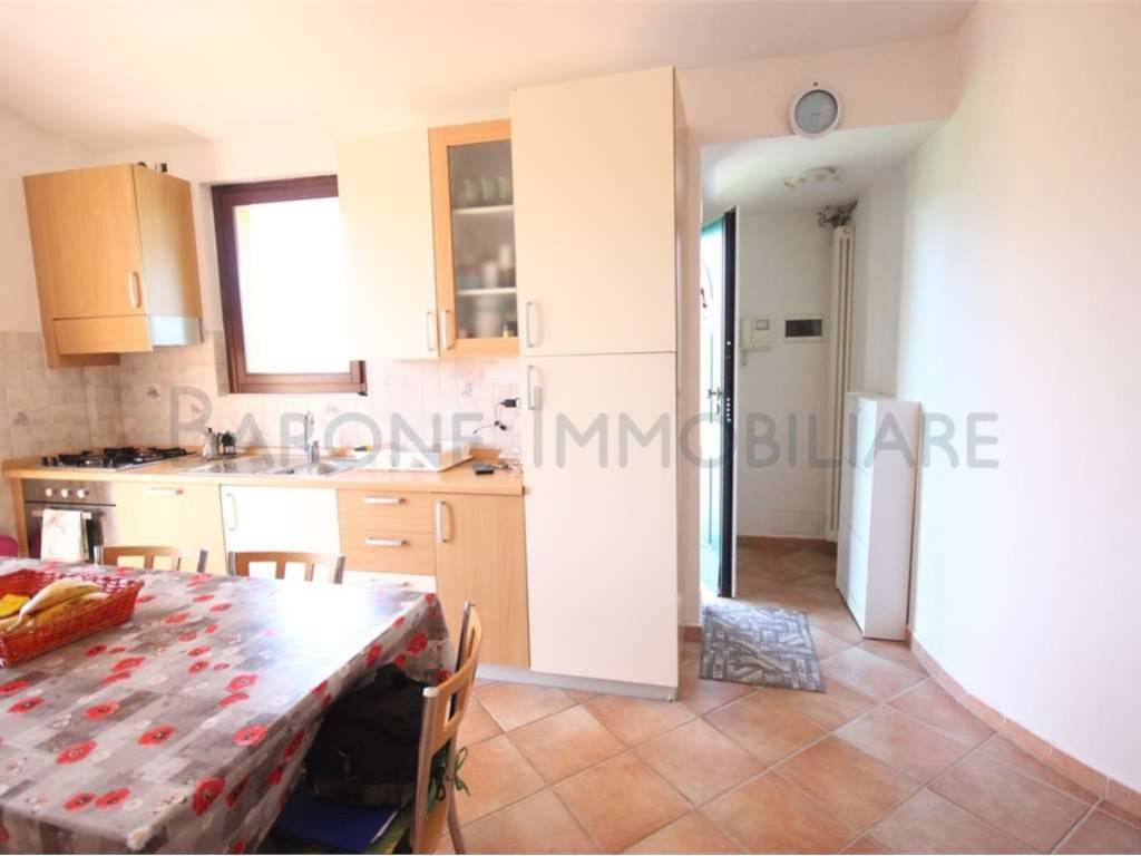 appartamento in vendita a Massa in zona Poveromo