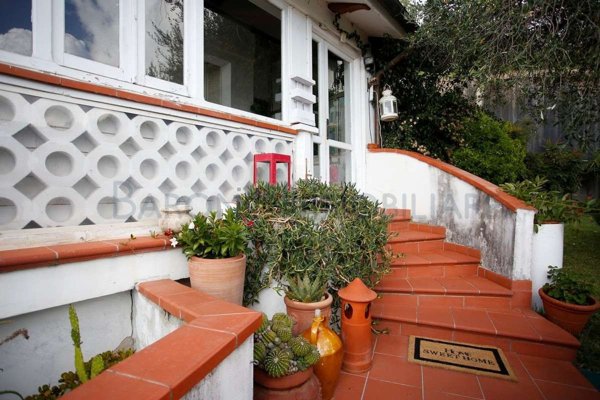 casa indipendente in vendita a Massa