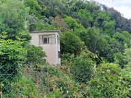 casa indipendente in vendita a Massa