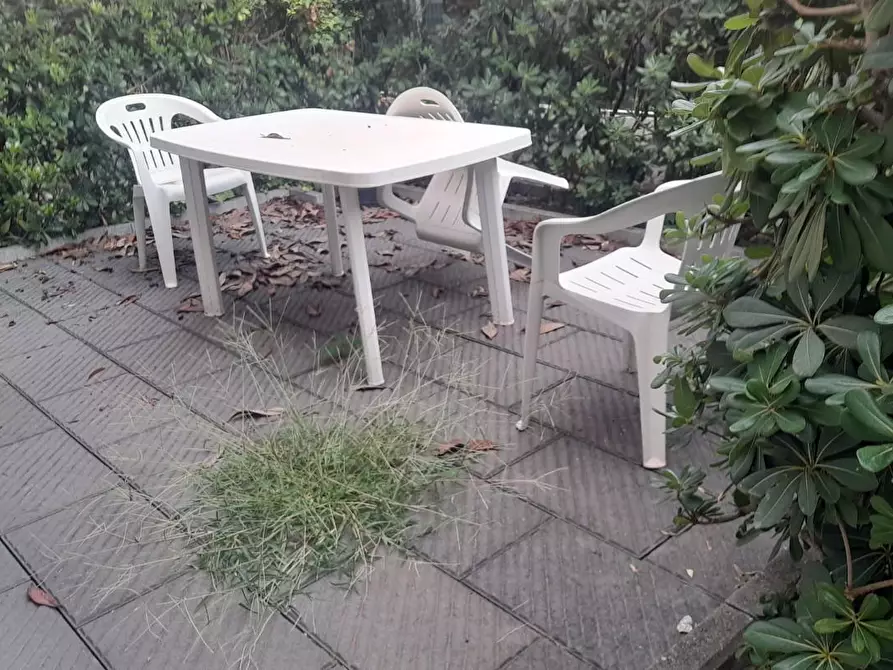 casa indipendente in vendita a Massa in zona Marina di Massa