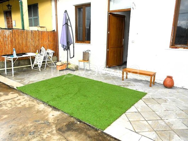 appartamento in vendita a Massa in zona Marina di Massa
