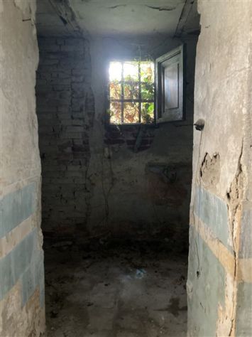 negozio in vendita a Massa