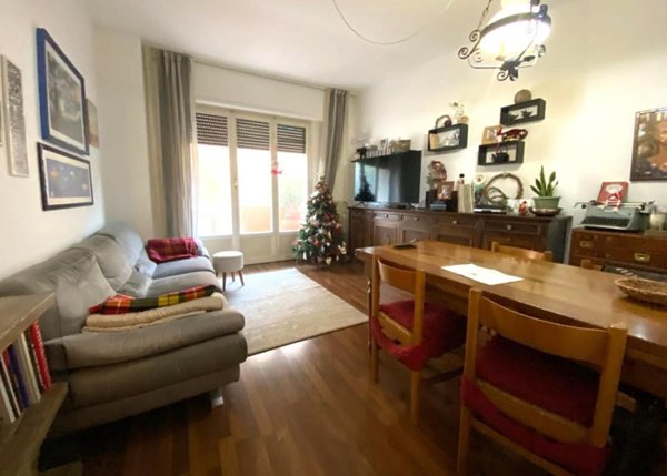 appartamento in vendita a Massa in zona Centro Storico