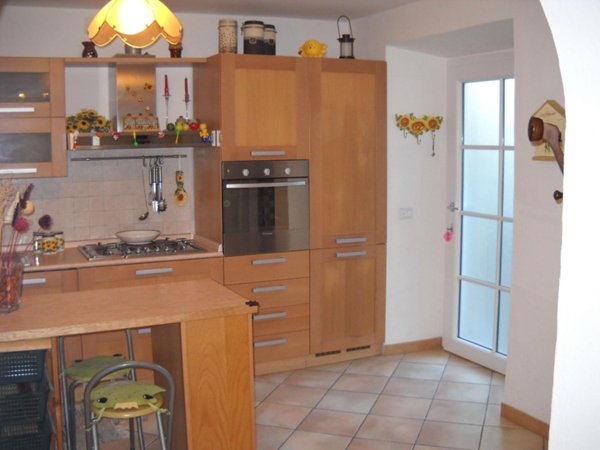 appartamento in vendita a Massa in zona Antona
