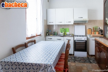 casa indipendente in vendita a Massa