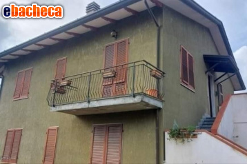 casa indipendente in vendita a Massa in zona Romagnano