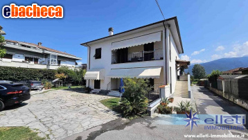 appartamento in vendita a Massa in zona Marina dei Ronchi