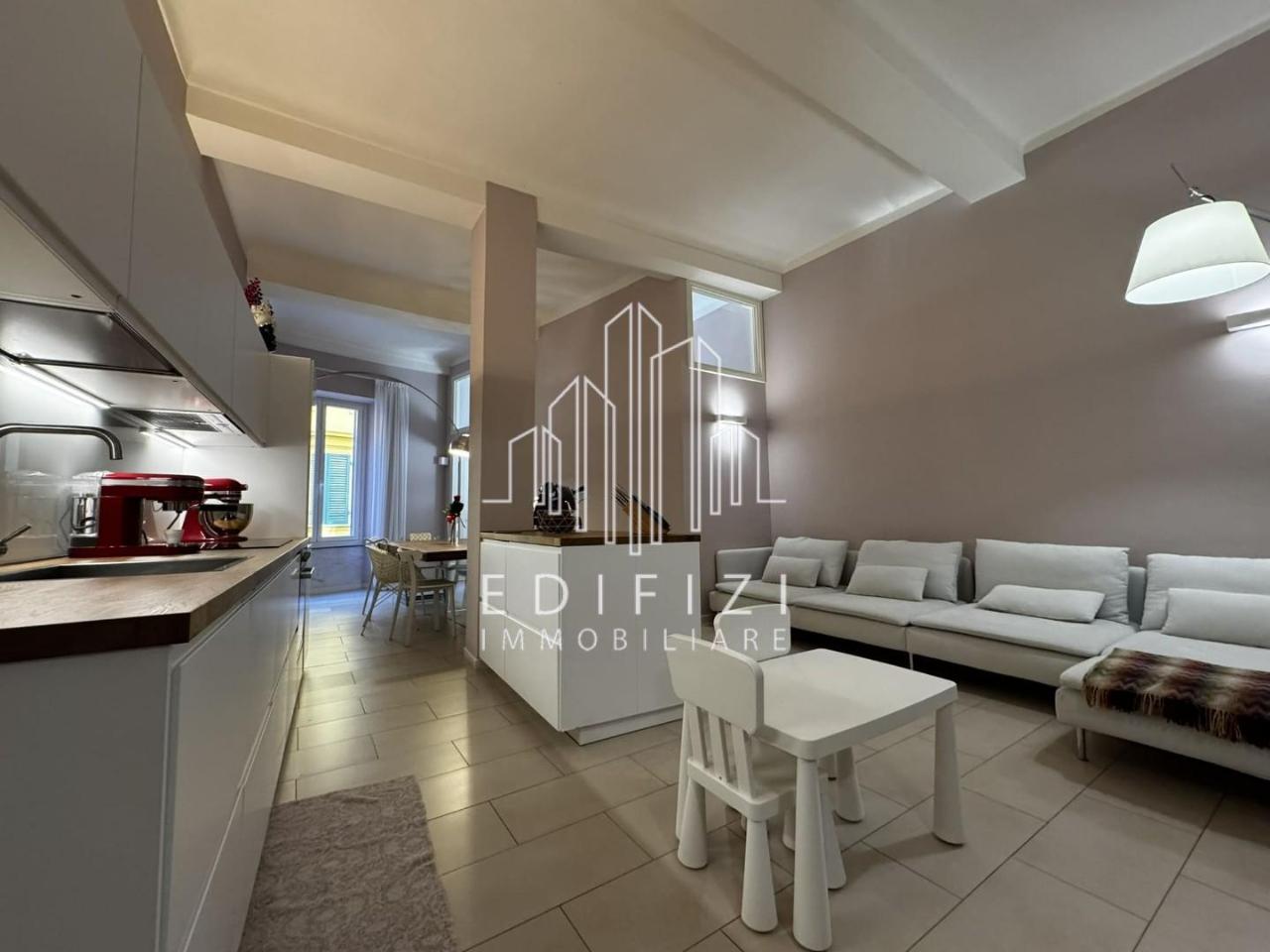 appartamento in vendita a Massa in zona Centro Storico