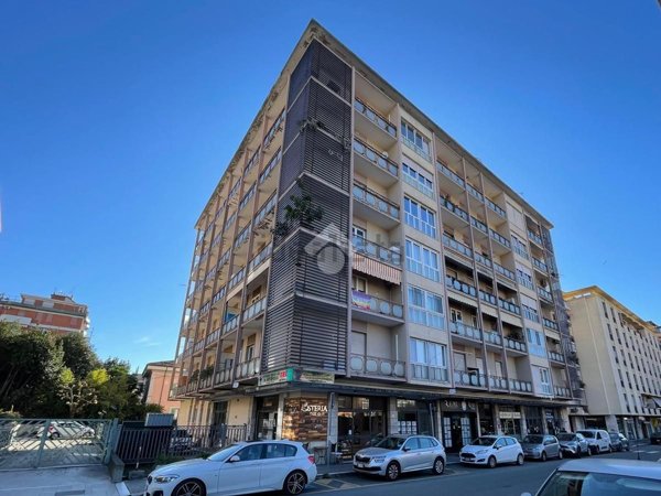 appartamento in vendita a Massa in zona Centro Storico