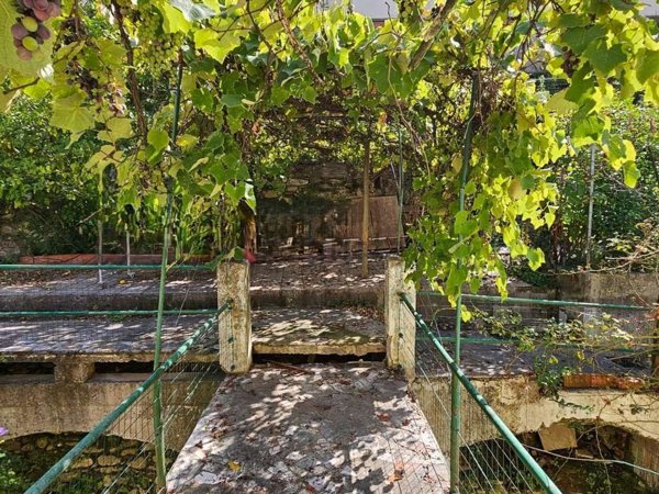 appartamento in vendita a Massa