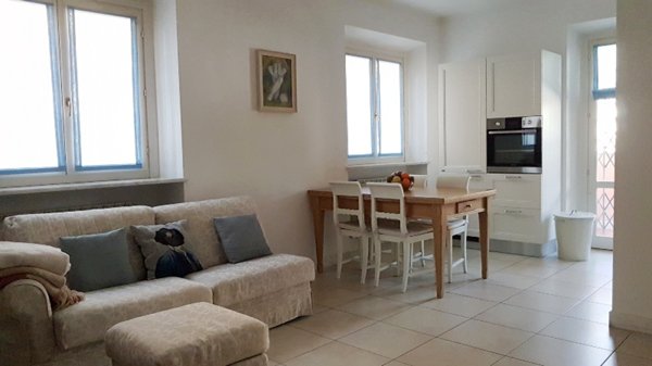 appartamento in vendita a Massa in zona Marina di Massa