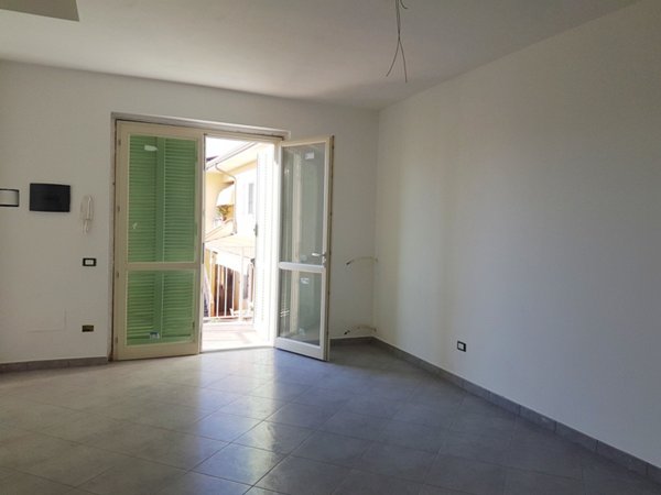 appartamento in vendita a Massa in zona Marina di Massa