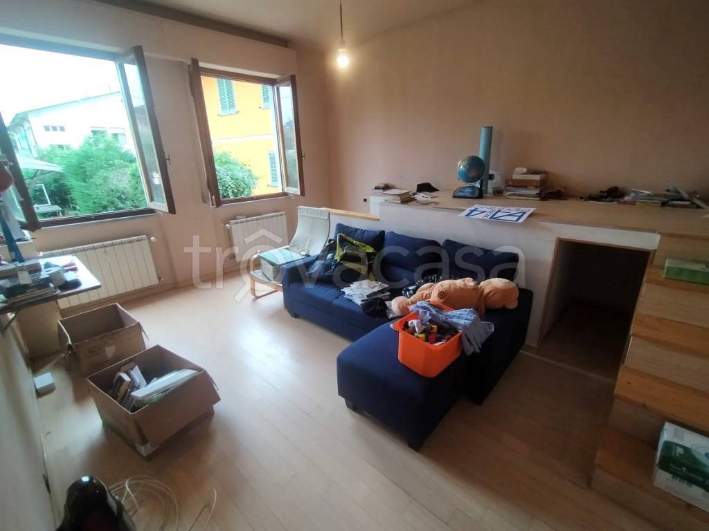 appartamento in vendita a Massa in zona Mirteto
