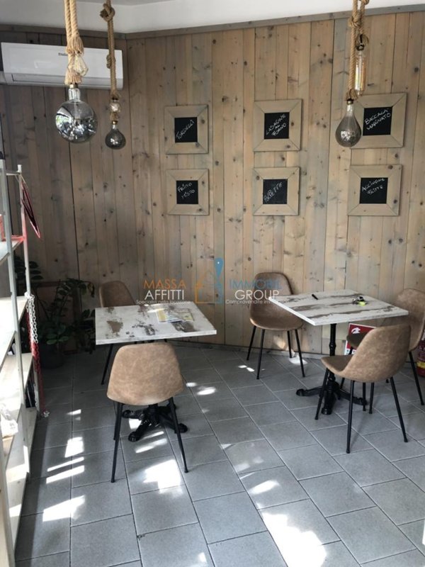 appartamento in vendita a Massa in zona Marina di Massa