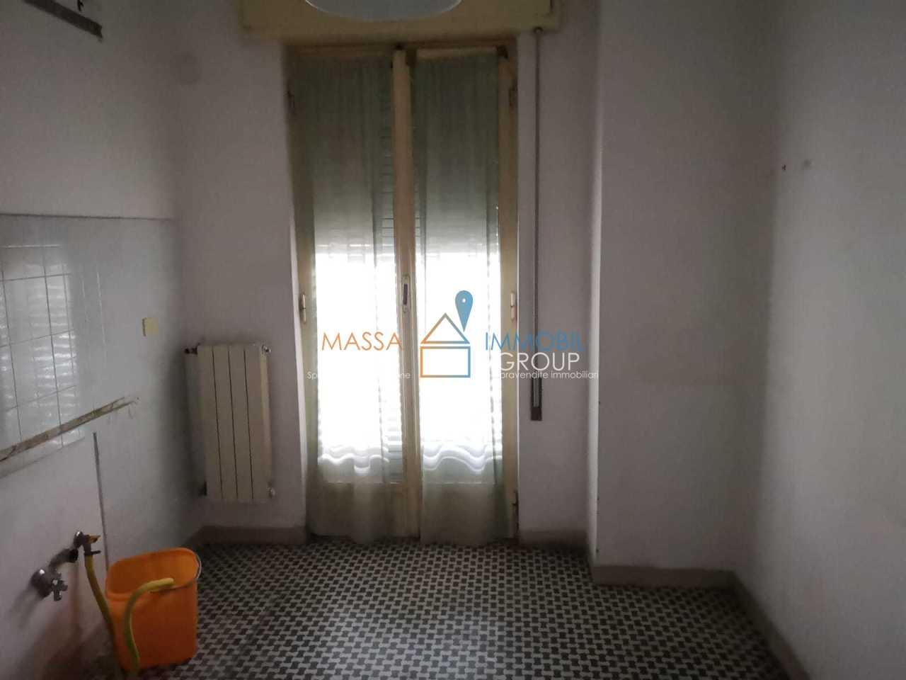 appartamento in vendita a Massa