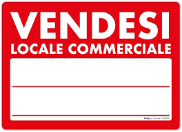 negozio in vendita a Massa in zona Centro Storico