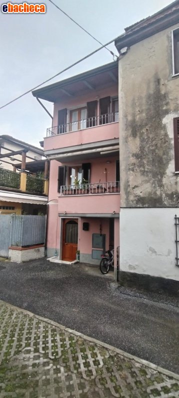appartamento in vendita a Massa in zona Centro Storico