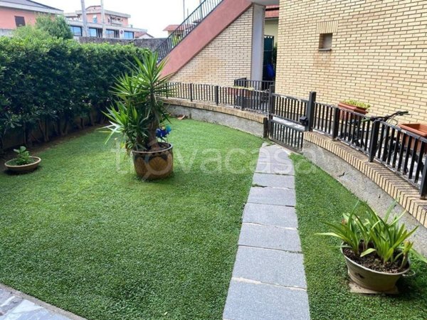 casa indipendente in vendita a Massa in zona Centro Storico