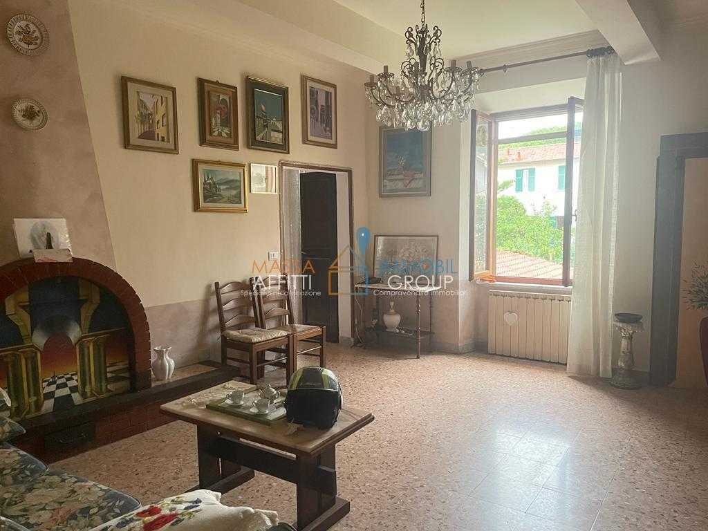 appartamento in vendita a Massa