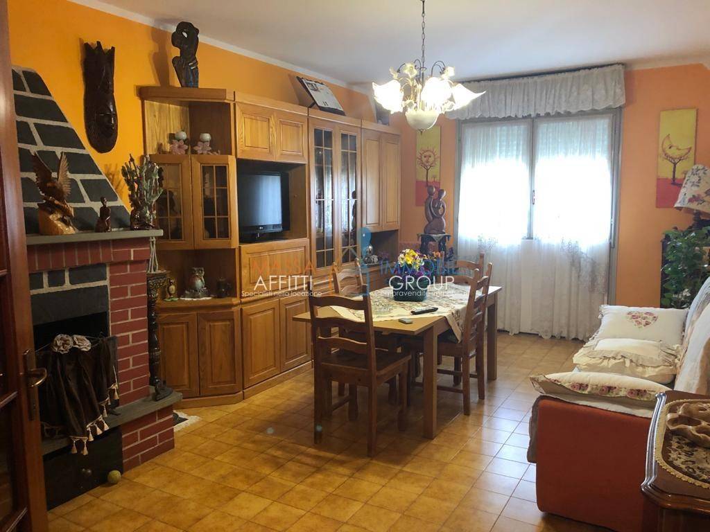 appartamento in vendita a Massa in zona Quercioli