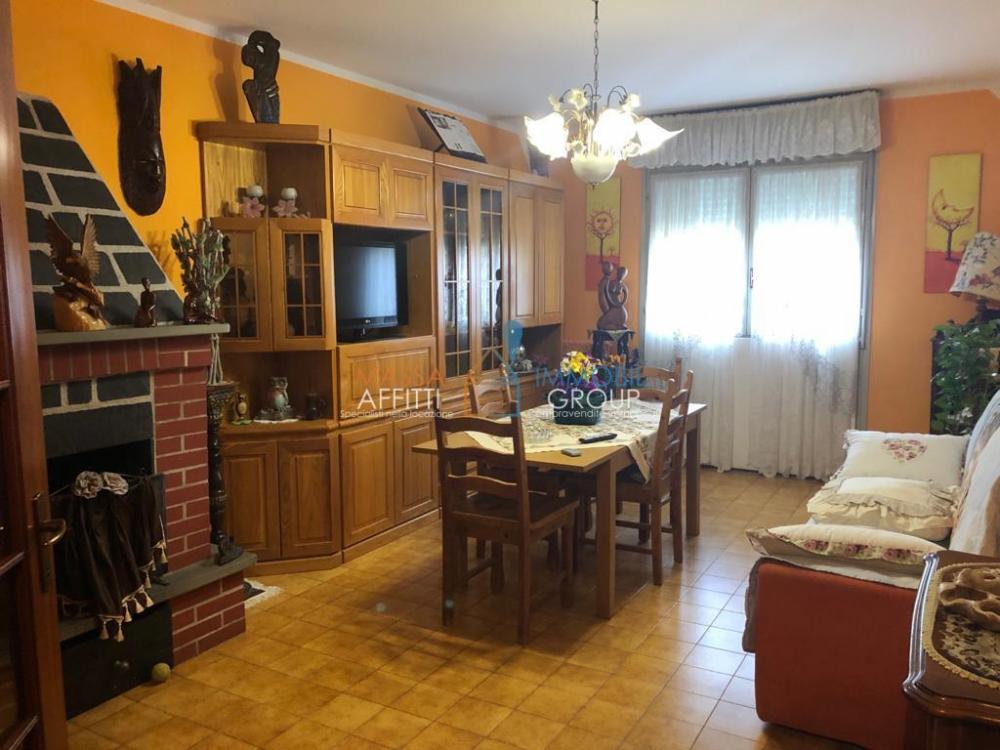 appartamento in vendita a Massa in zona Quercioli