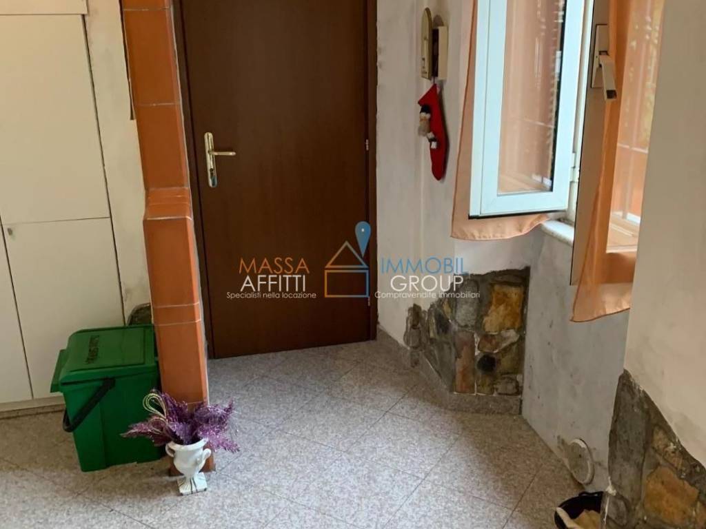 appartamento in vendita a Massa in zona Centro Storico