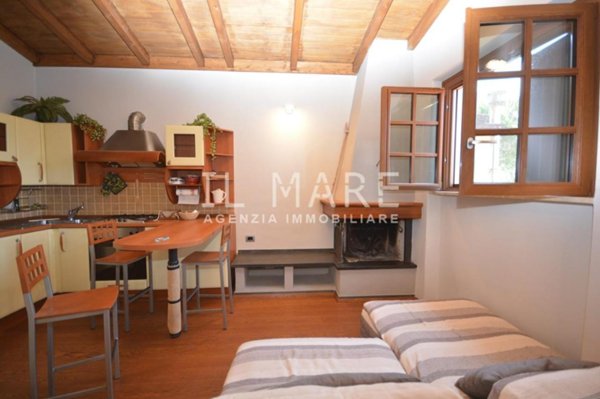 appartamento in vendita a Massa in zona Centro Storico