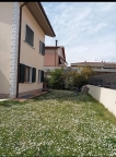 casa indipendente in vendita a Massa