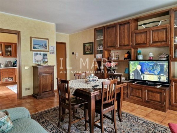 appartamento in vendita a Massa in zona Mirteto