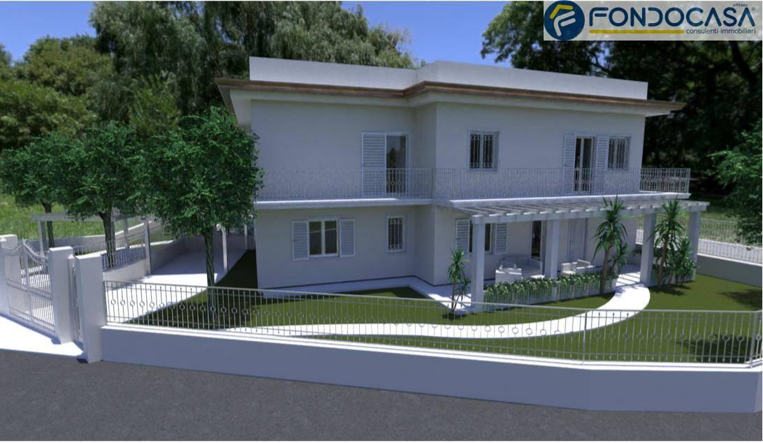 appartamento in vendita a Massa in zona Marina di Massa