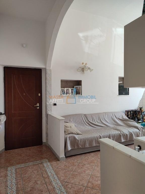 appartamento in vendita a Massa in zona Centro Storico