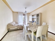 appartamento in vendita a Massa in zona Marina di Massa