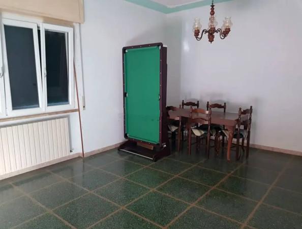 appartamento in vendita a Massa in zona Centro Storico