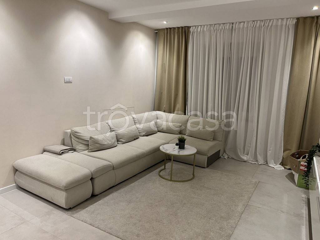 appartamento in vendita a Massa in zona Centro Storico