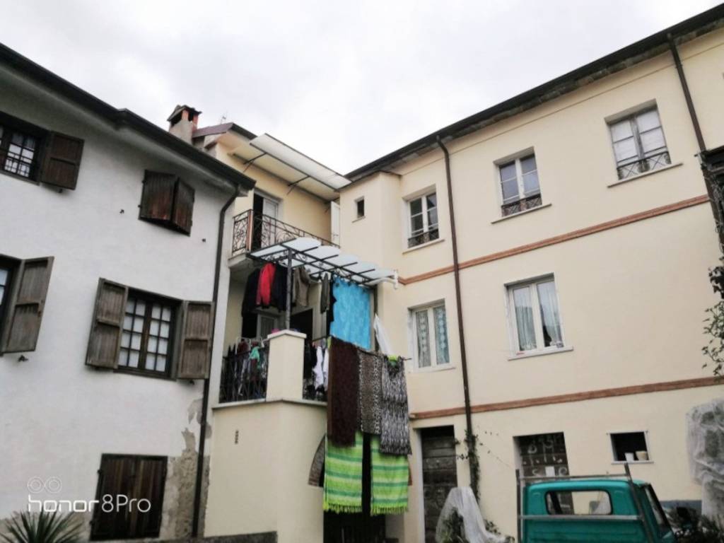 appartamento in vendita a Massa in zona Antona