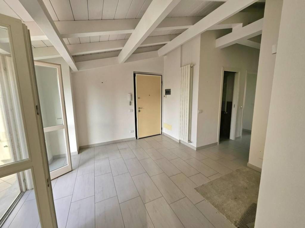 appartamento in vendita a Massa in zona Marina di Massa