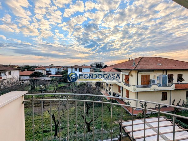 casa indipendente in vendita a Massa in zona Centro Storico