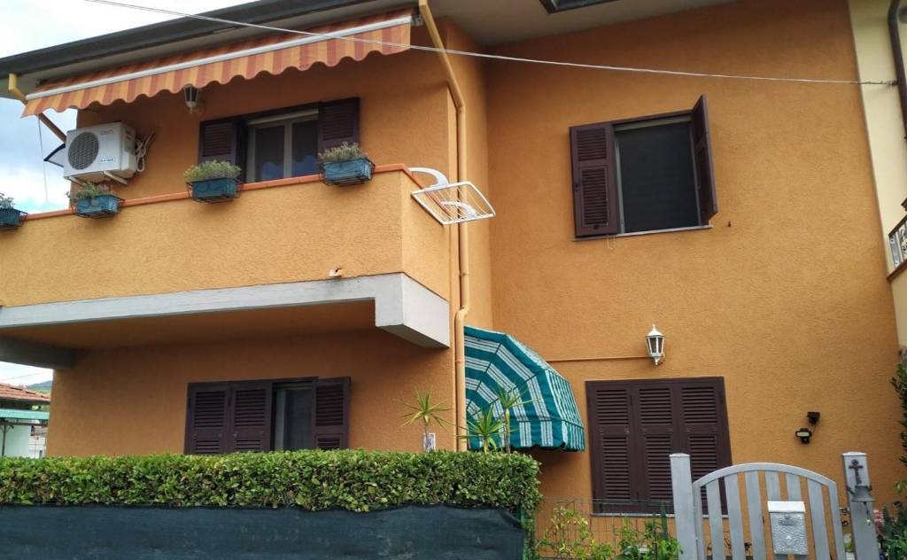 appartamento in vendita a Massa